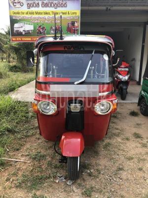 Bajaj Three Wheel 2011