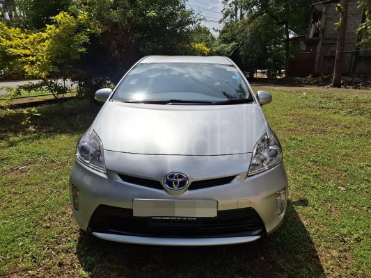 Toyota Prius 2012