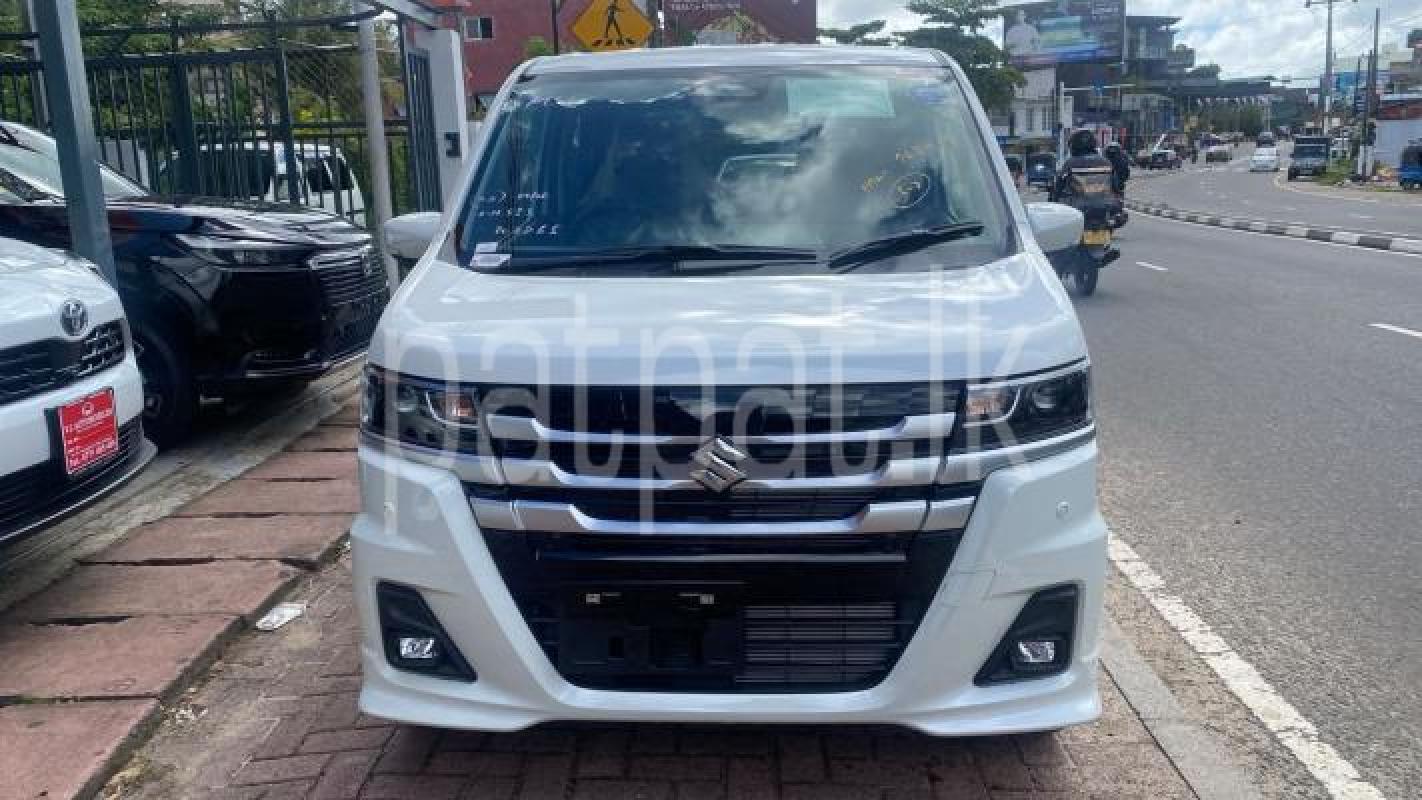Suzuki Wagon R 2026 -  කාර් sale in Sri Lanka - patpat.lk