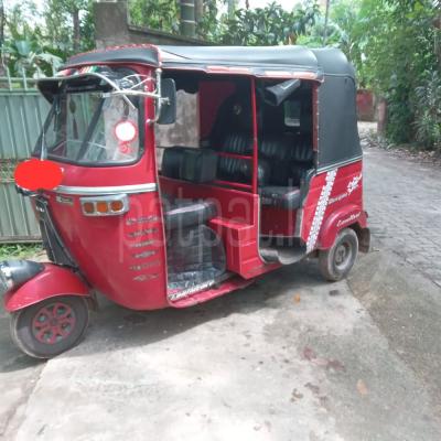 Bajaj Three Wheel 2009