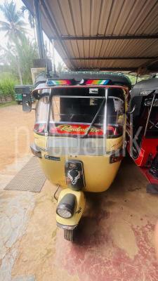 Bajaj Three Wheel 2004