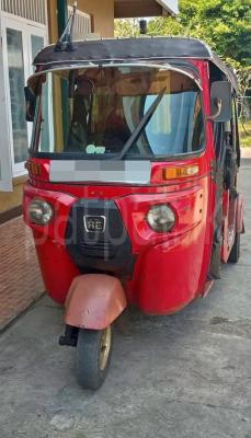 Bajaj Three Wheel 2016