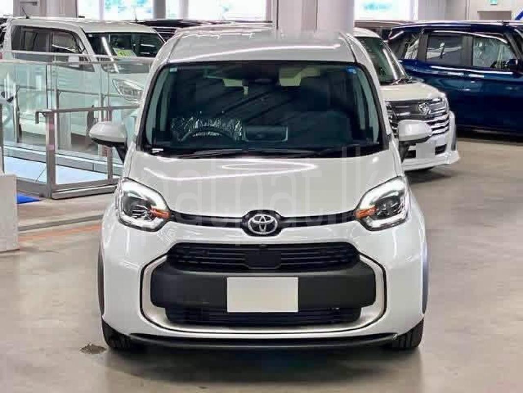 Toyota Sienta 2026 -  Car sale in Sri Lanka - patpat.lk