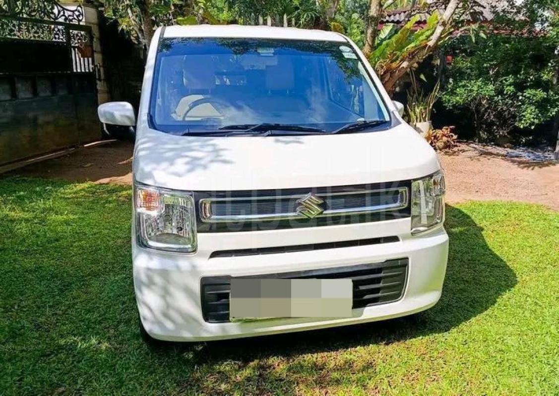 Suzuki Wagon R 2017 - භාවිතා කරන ලද කාර් sale in Sri Lanka - patpat.lk