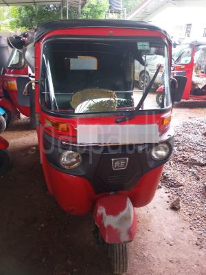 Bajaj 4 stroke 2015 - பயன்படுத்தப்பட்டது முச்சக்கர வண்டி sale in Sri Lanka - patpat.lk