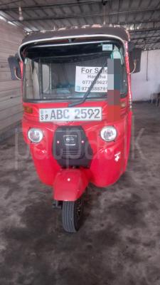 Bajaj Three Wheel 2015 - Used Three wheeler sale in Sri Lanka - patpat.lk