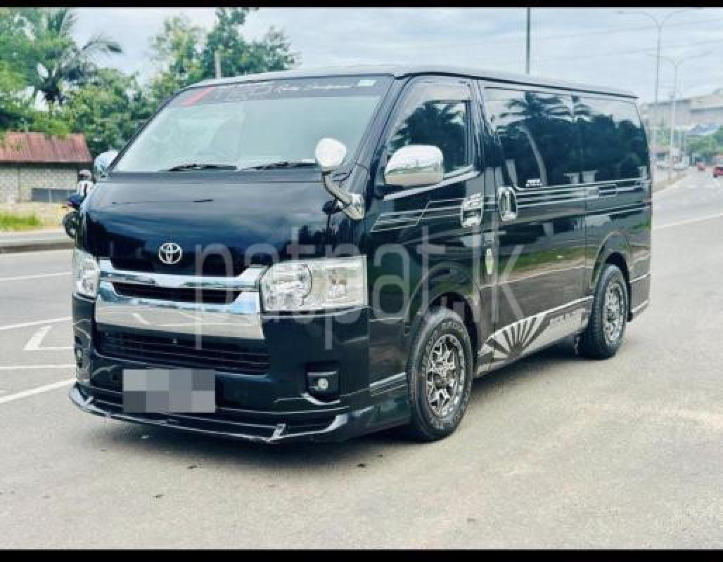 Toyota Super GL 2009 -  Van sale in Sri Lanka - patpat.lk