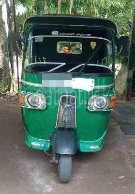 Bajaj Three Wheel 2010