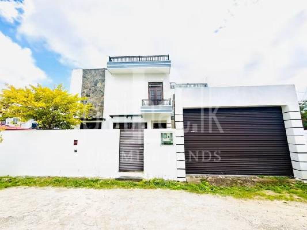 House for Sale in Ja-Ela