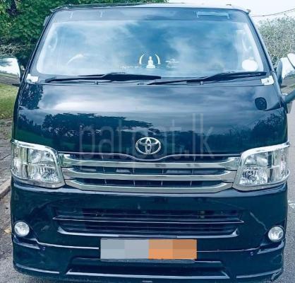 Toyota Hiace 2013 - பயன்படுத்தப்பட்டது வேன் sale in Sri Lanka - patpat.lk