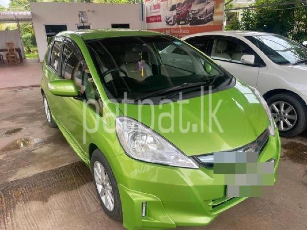 Honda Fit 2010 -  கார் sale in Sri Lanka - patpat.lk