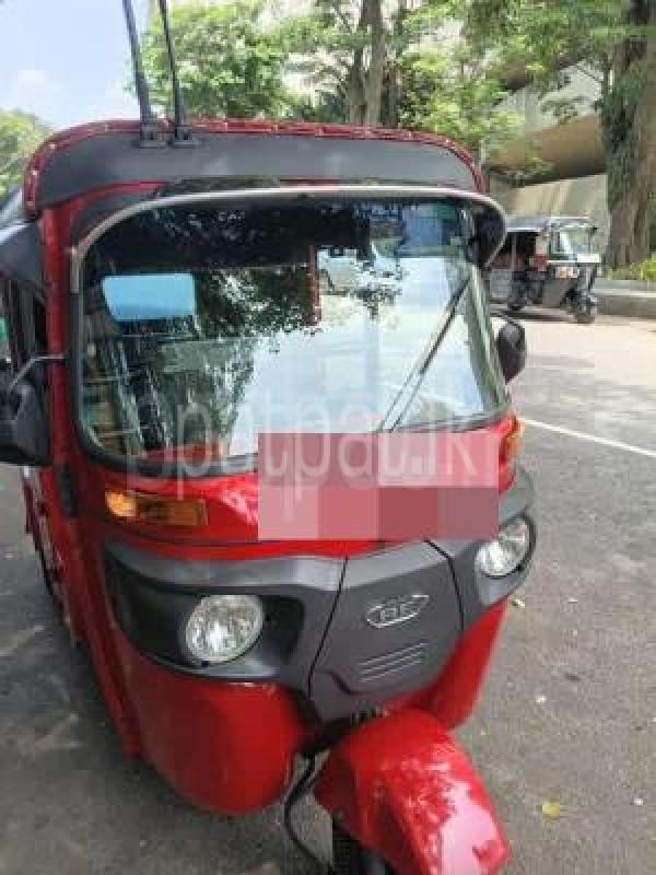 Bajaj 4 stroke 2020 - Used Three wheeler sale in Sri Lanka - patpat.lk