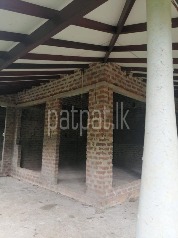 Residential Land for Sale in Mirigama