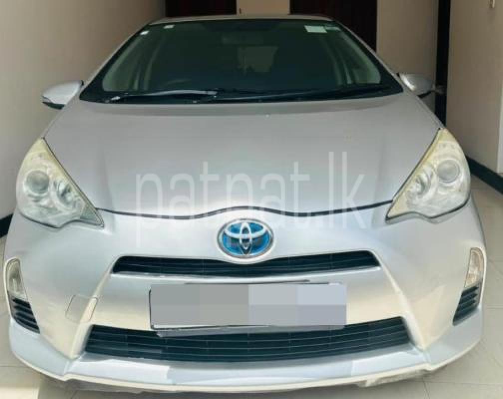 Toyota Aqua 2012 -  කාර් sale in Sri Lanka - patpat.lk