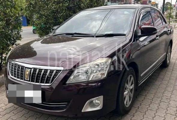 Toyota Premio 2013