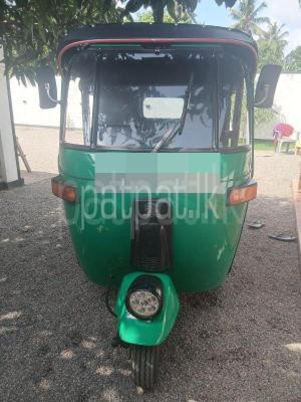 Bajaj 2 stroke 2005 - Used Three wheeler sale in Sri Lanka - patpat.lk