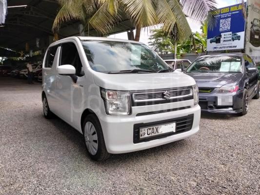 Suzuki Wagon R 2017 - பயன்படுத்தப்பட்டது கார் sale in Sri Lanka - patpat.lk