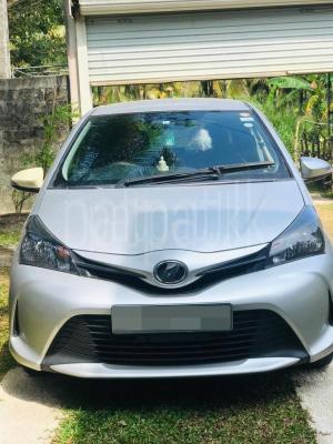 Toyota Vitz 2016