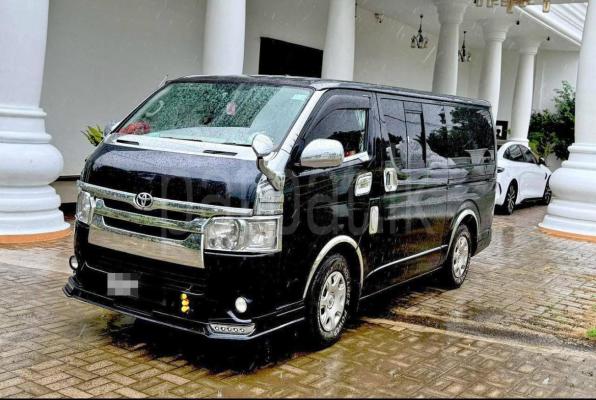 Toyota Hiace 2007 - பயன்படுத்தப்பட்டது வேன் sale in Sri Lanka - patpat.lk