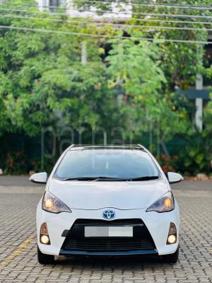 Toyota Aqua 2014 - பயன்படுத்தப்பட்டது கார் sale in Sri Lanka - patpat.lk