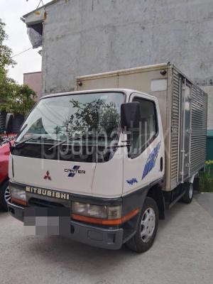 Mitsubishi Canter 2000