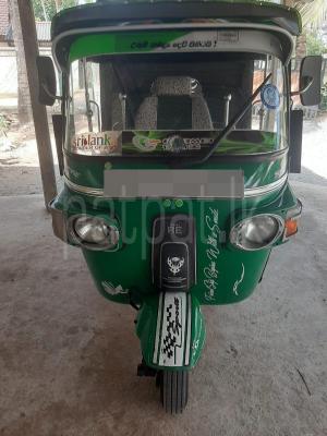 Bajaj Three Wheel 2011