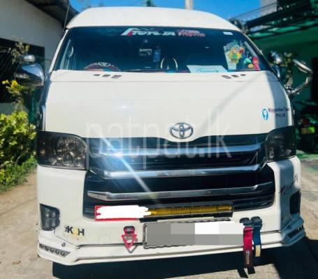 Toyota Hiace 2007 - பயன்படுத்தப்பட்டது வேன் sale in Sri Lanka - patpat.lk