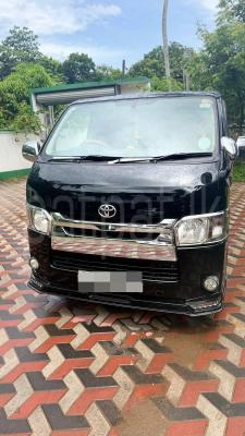 Toyota Hiace 2016 - பயன்படுத்தப்பட்டது வேன் sale in Sri Lanka - patpat.lk