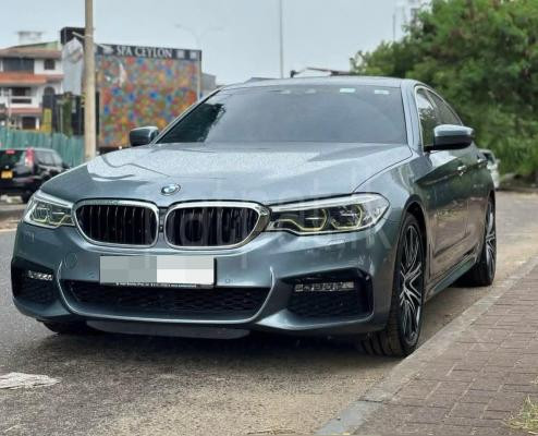 BMW 530E 2018 - பயன்படுத்தப்பட்டது கார் sale in Sri Lanka - patpat.lk