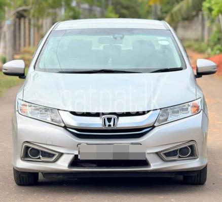 Honda Grace 2015 - பயன்படுத்தப்பட்டது கார் sale in Sri Lanka - patpat.lk