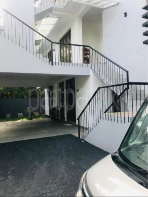 premium-listing-image