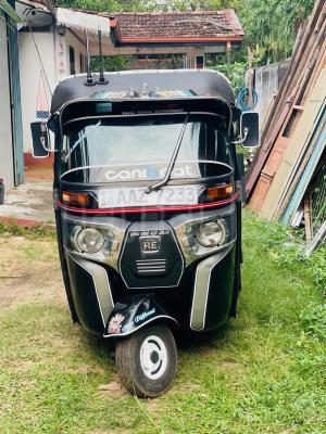 Bajaj Three Wheel 2015