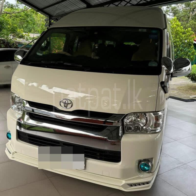 Toyota Hiace 2015 -  වෑන් රථය sale in Sri Lanka - patpat.lk