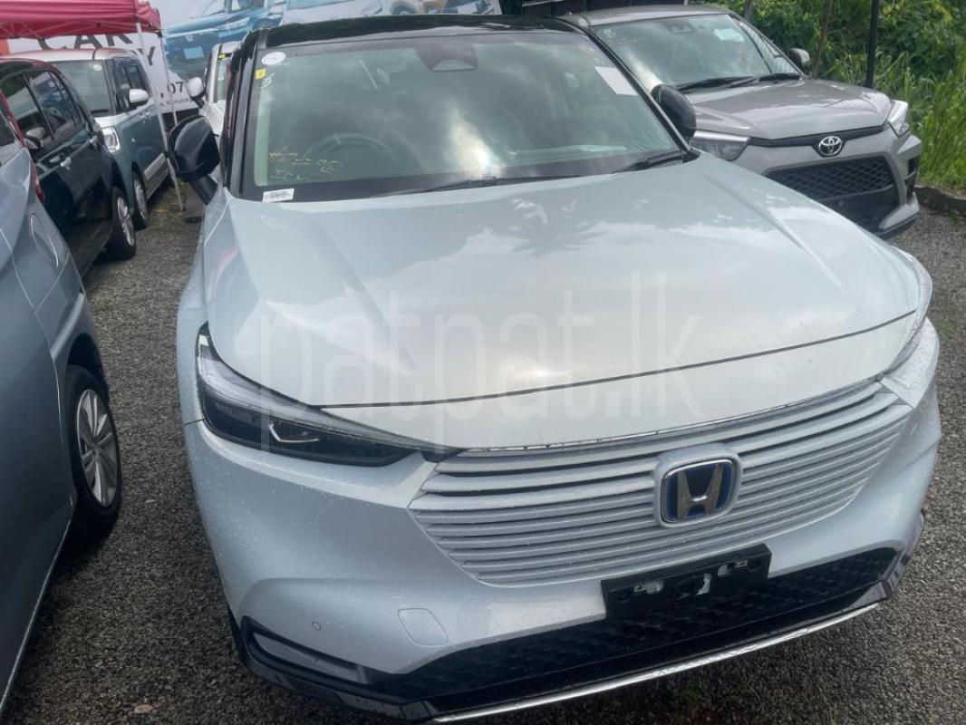 Honda Vezel 2025 -  SUV රථය sale in Sri Lanka - patpat.lk