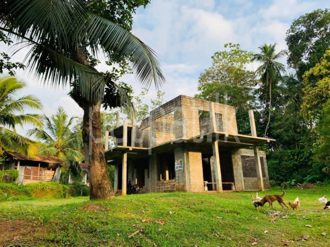 Commercial Land for Sale in Karapitiya