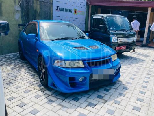 Mitsubishi Lancer 2002