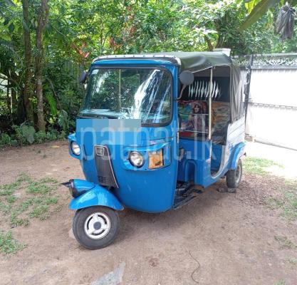 Bajaj 4 stroke 2013 - Used Three wheeler sale in Sri Lanka - patpat.lk