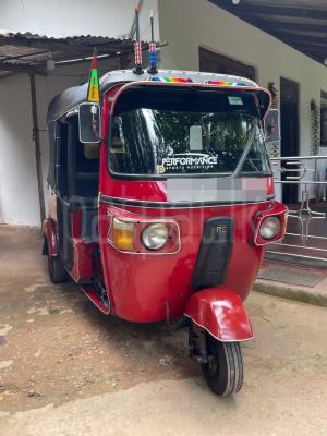 Bajaj Three Wheel 2011 - භාවිතා කරන ලද ත්‍රිරෝද රථය sale in Sri Lanka - patpat.lk
