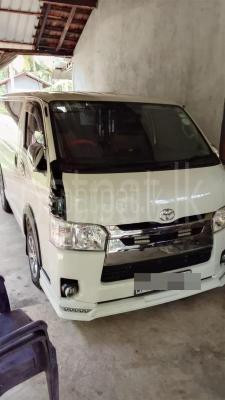 Toyota Hiace 2017 - Used Van sale in Sri Lanka - patpat.lk
