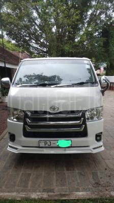 Toyota Hiace 2015 - Used Van sale in Sri Lanka - patpat.lk
