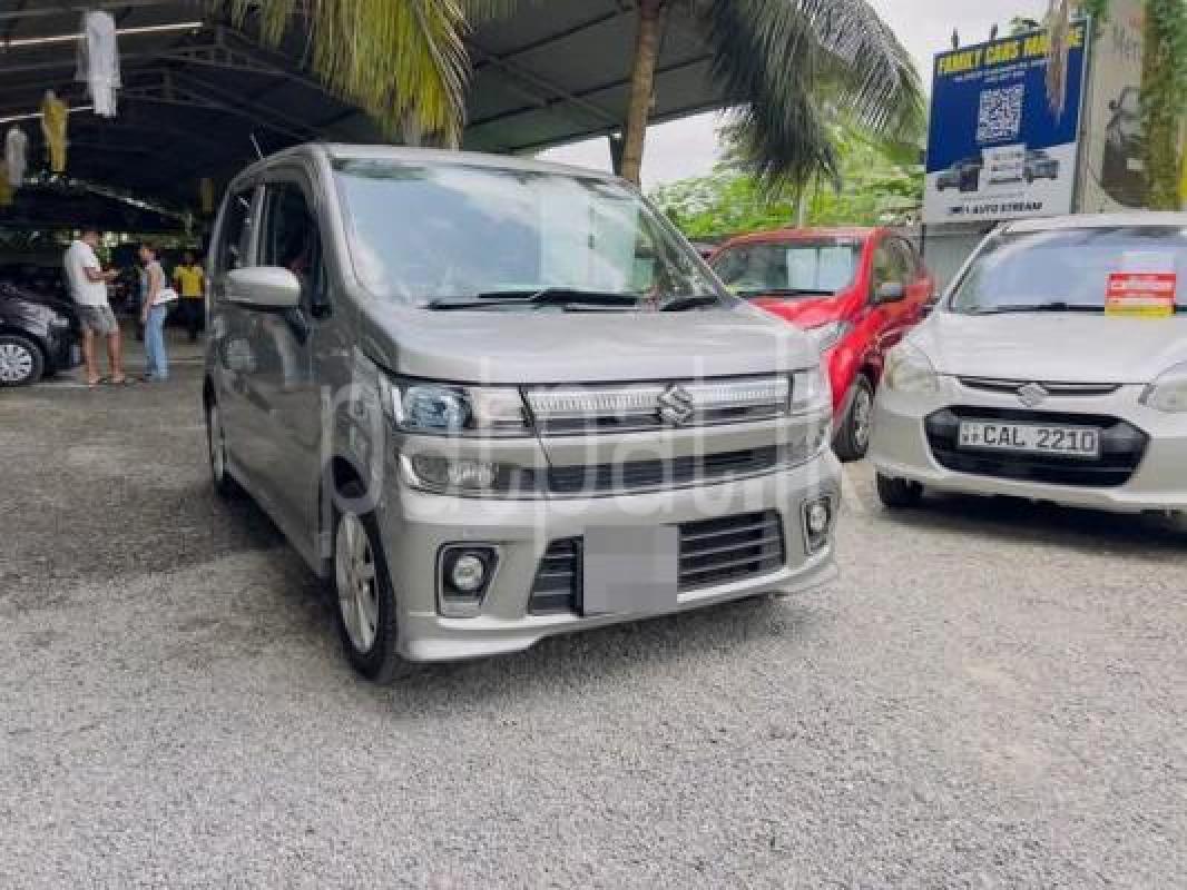 Suzuki Wagon R 2018 -  கார் sale in Sri Lanka - patpat.lk
