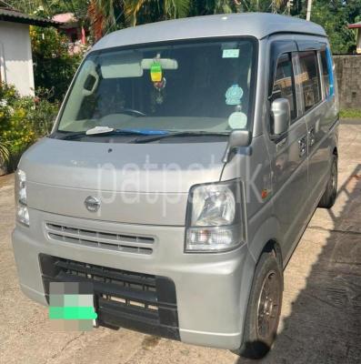 Nissan Cilper 2015 - பயன்படுத்தப்பட்டது வேன் sale in Sri Lanka - patpat.lk