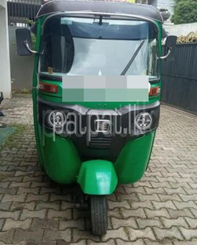 Bajaj 4 stroke 2015 - Used Three wheeler sale in Sri Lanka - patpat.lk