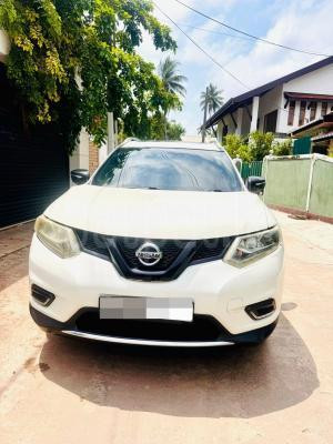 Nissan X Trail 2015 - பயன்படுத்தப்பட்டது SUV sale in Sri Lanka - patpat.lk