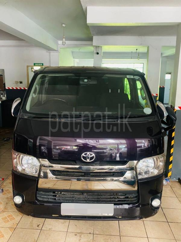 Toyota Hiace 2015 -  වෑන් රථය sale in Sri Lanka - patpat.lk