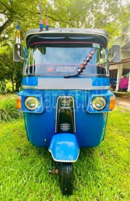 Bajaj 4 stroke 2013 -  Three wheeler sale in Sri Lanka - patpat.lk
