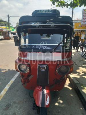 Bajaj Three Wheel 2011