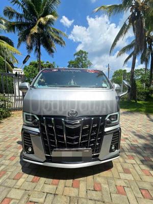 Toyota Hiace 2007 - Used Van sale in Sri Lanka - patpat.lk