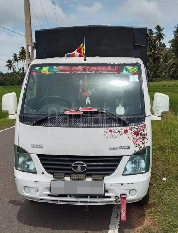 Tata EX 2 2016 - Used Truck sale in Sri Lanka - patpat.lk