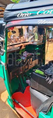 Bajaj Three Wheel 2012 - Used Three wheeler sale in Sri Lanka - patpat.lk